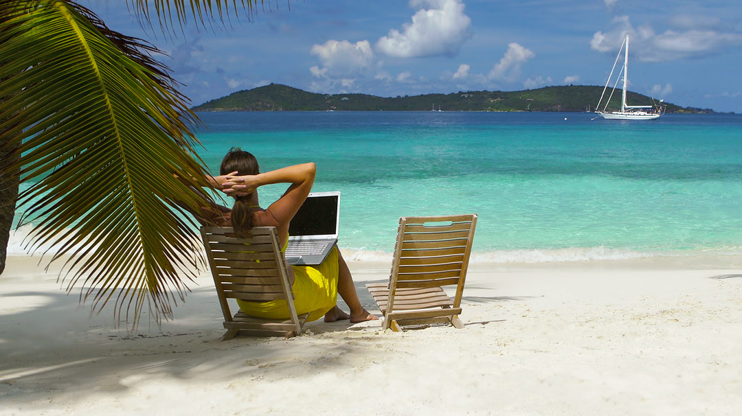 Desktop-as-a-Service (DaaS): A Smart Move for SMBs  Looking to Control Costs