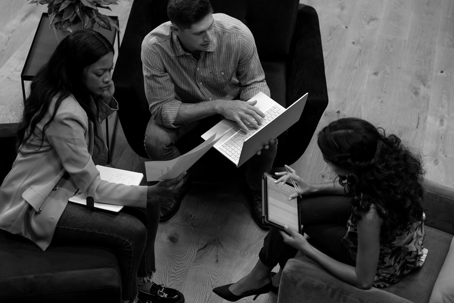 Customizing Meeting Policies and User Roles in Google Meet for Enterprise Use