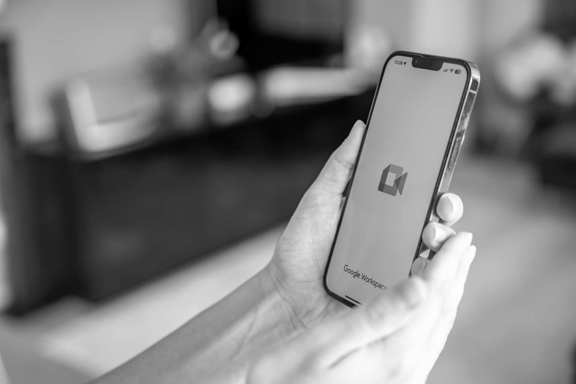 How to Implement Google Meet in Hybrid Work Environments: A Technical Guide