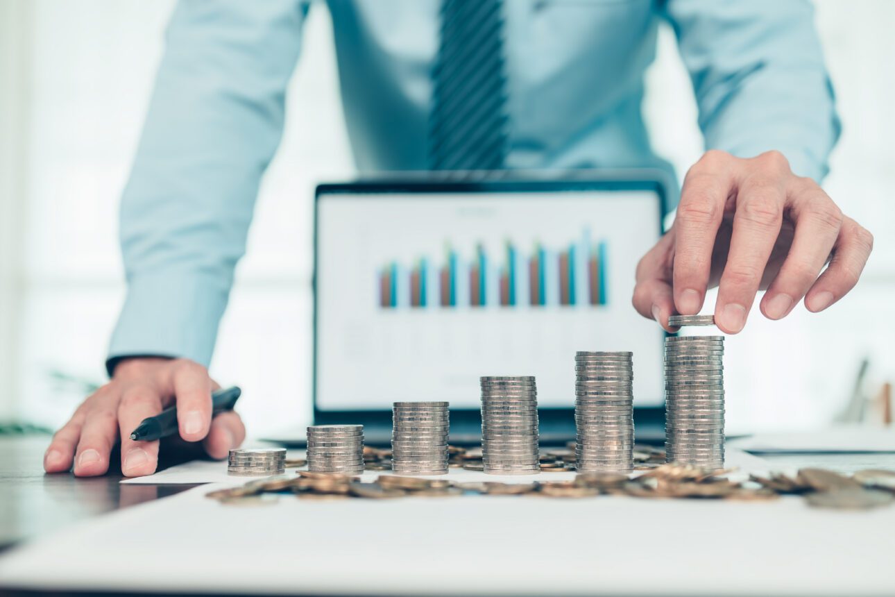 The Cost of IT: In-House vs. Outsourced IT Support