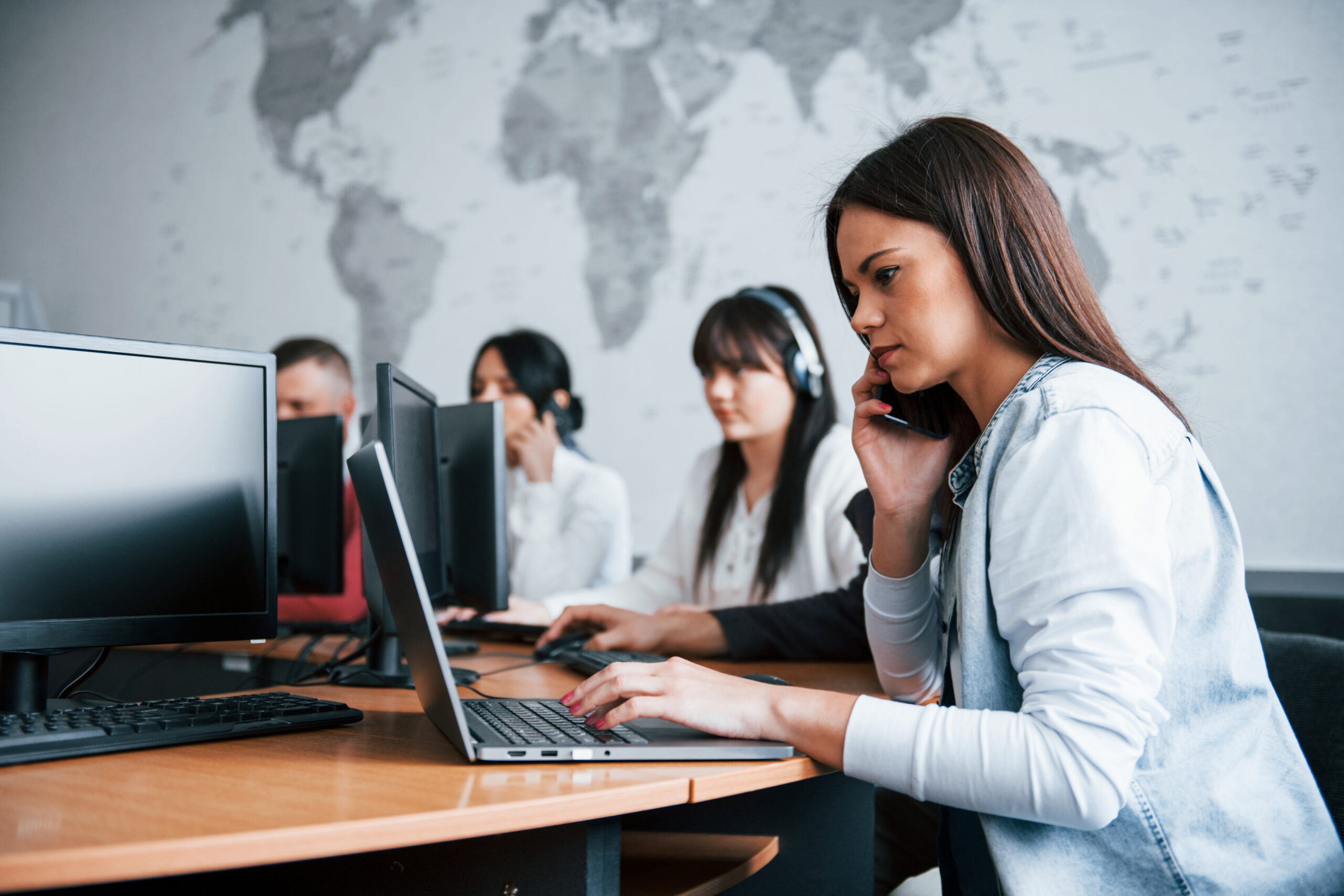 4 Smart Benefits of IT Outsourcing for Toronto Businesses