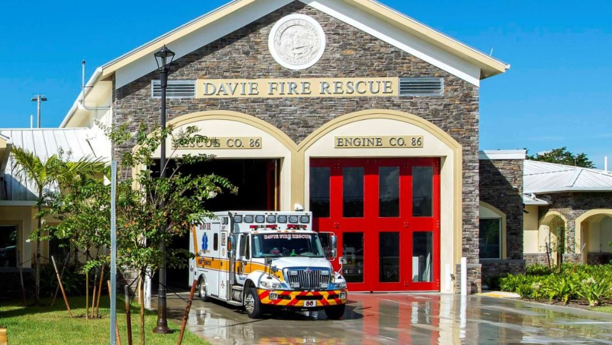 Unified Infrastructure for Public Safety and Administration: The Town of Davie’s Strategic Partnership with Thrive