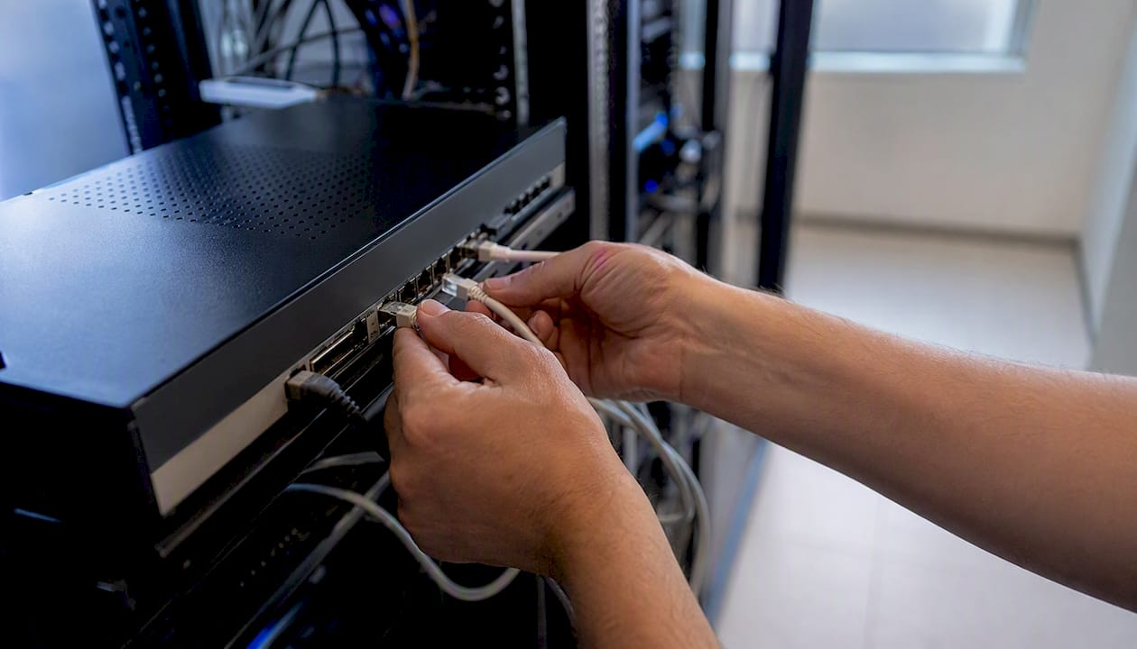 VoIP vs. Landline: What Every Business Manager Should Know