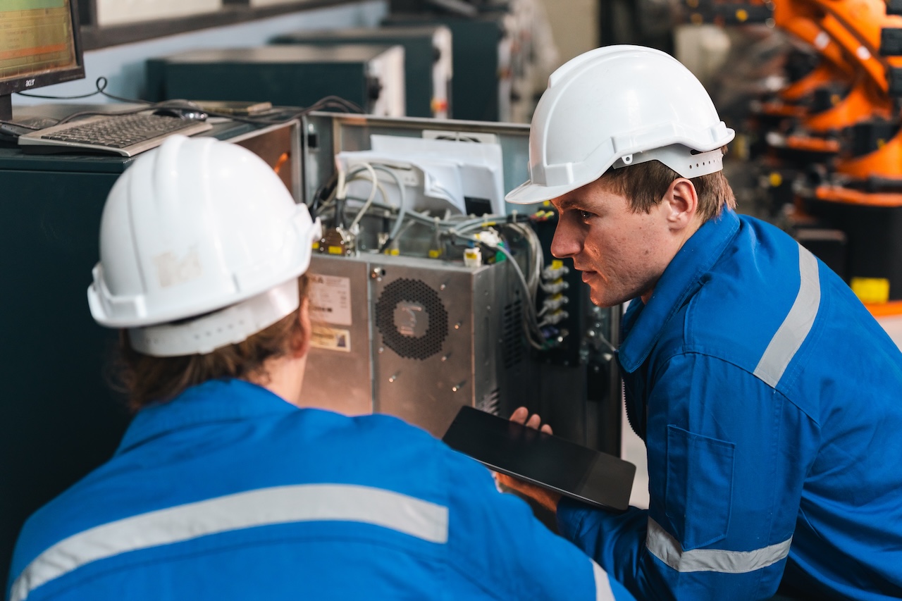 How Expert Manufacturing IT Support Can Improve Your Production Schedule