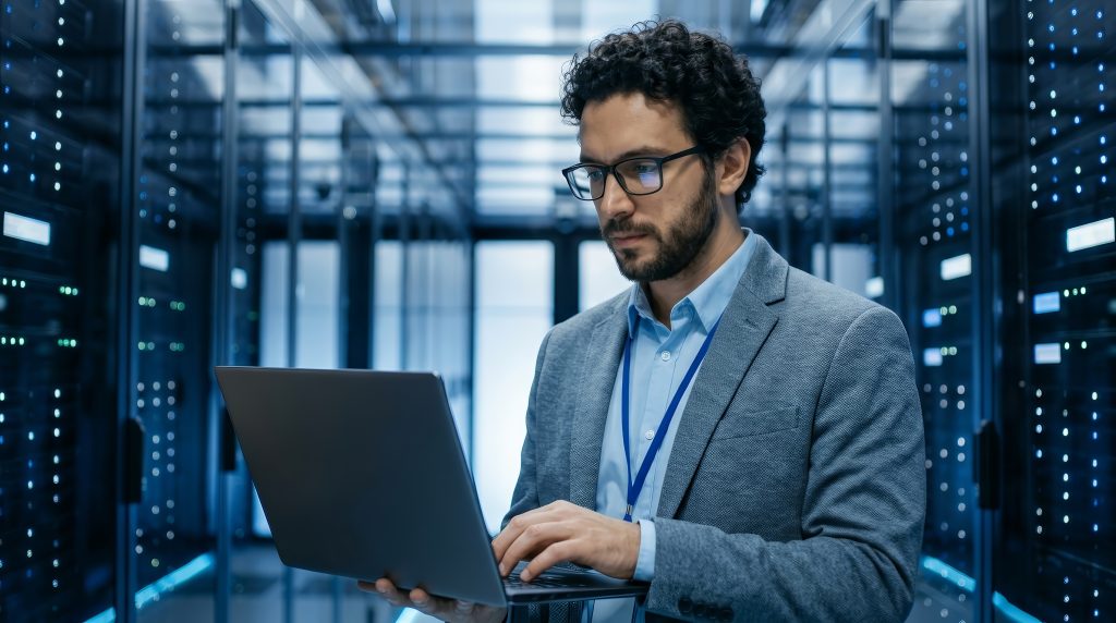 How Proactive Monitoring Prevents Support Backlogs 