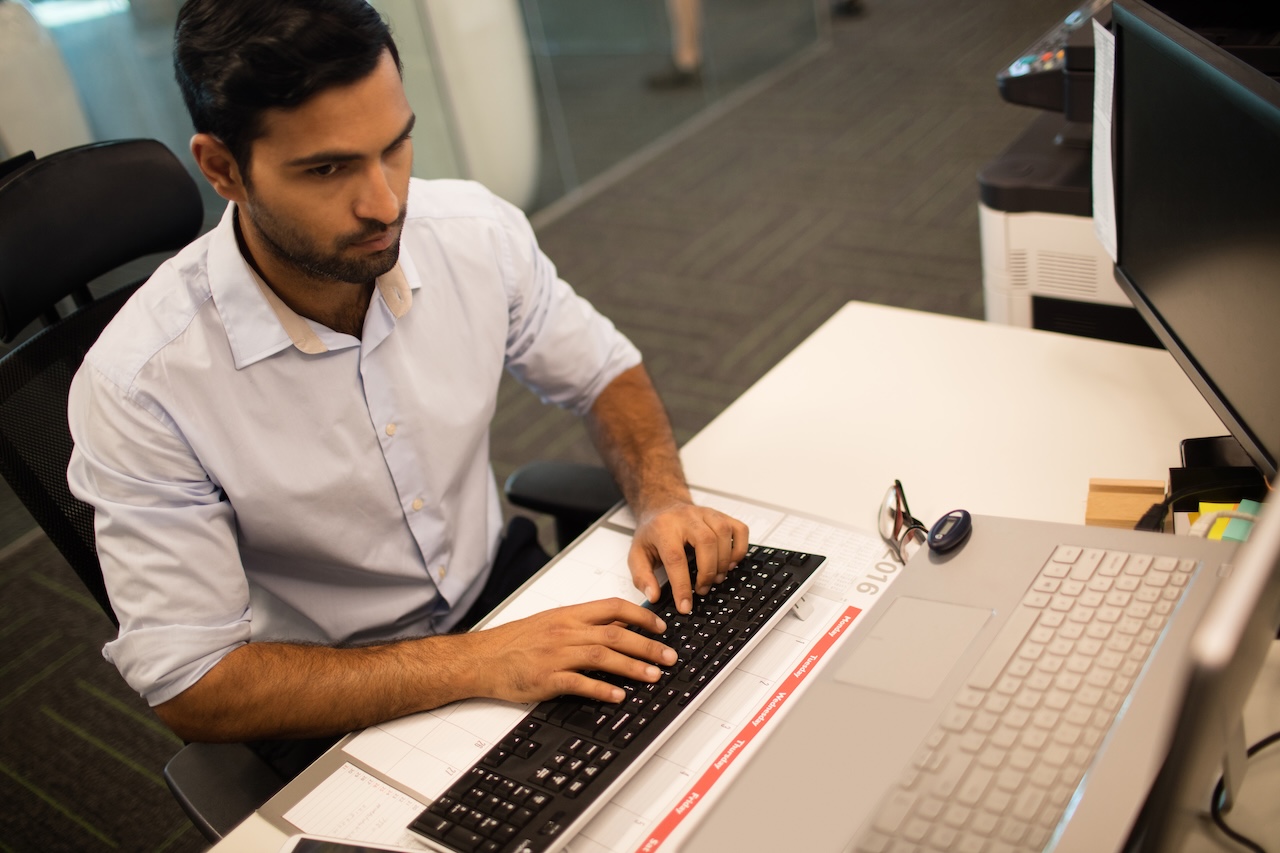 Don’t Get Spooked by Hackers: How to Spot a Scary Scam